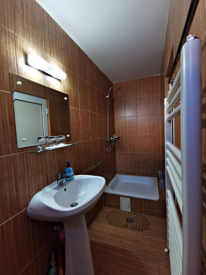 International Recola Motel Băneşti Eksteriør bilde