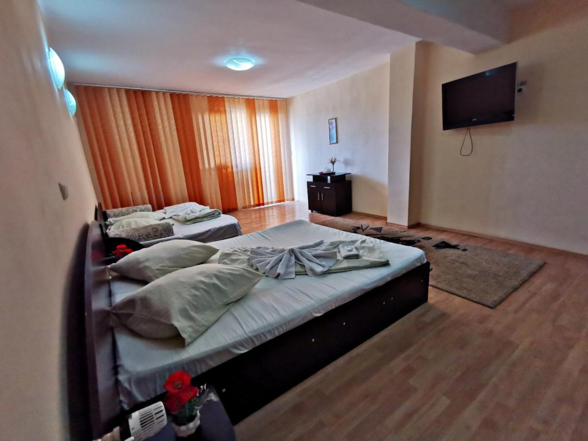 International Recola Motel Băneşti Eksteriør bilde